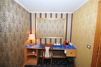 In-Room Business Center